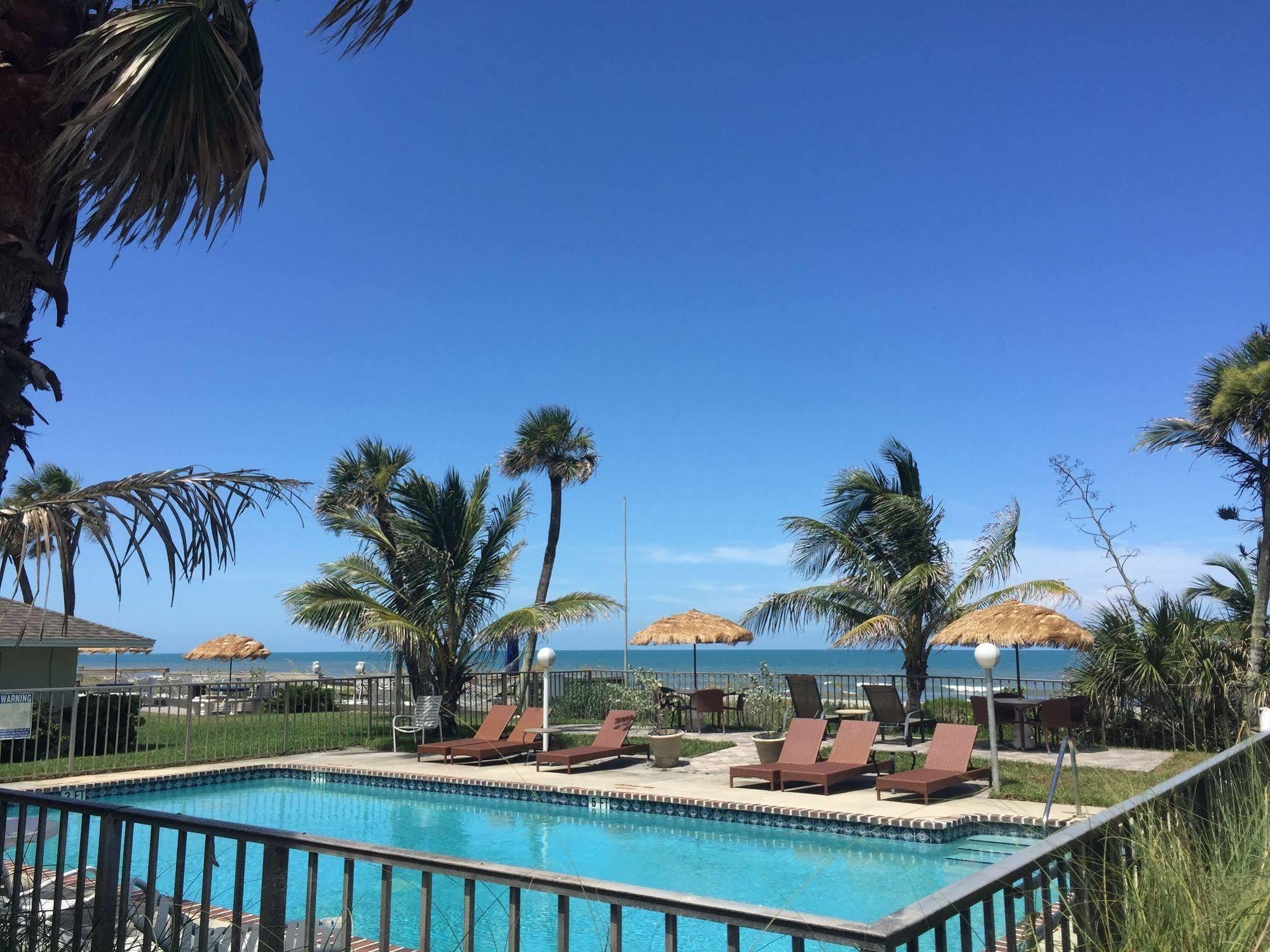 Surf Studio Beach Resort Cocoa Beach Extérieur photo